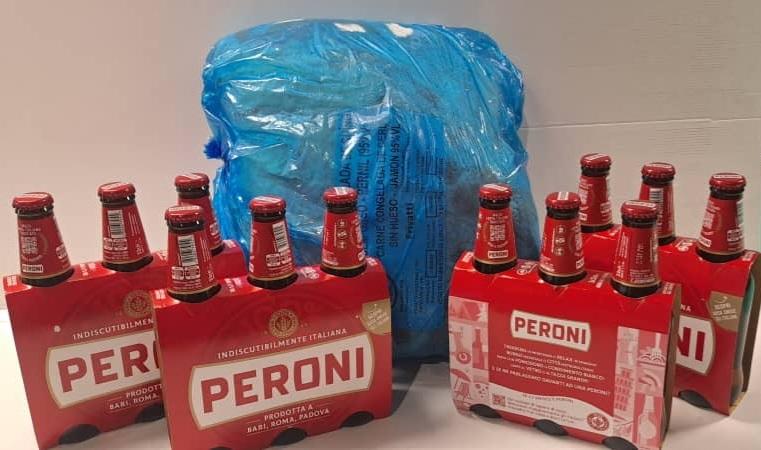 Pierna de  Cerdo  95VL sin hueso y sin piel ,   M/FRIVATTI por 10.00 Kg aprox  y 4 unidades del Código CERVEZA EN BOTELLA ML.330 X 3   M/PERONI